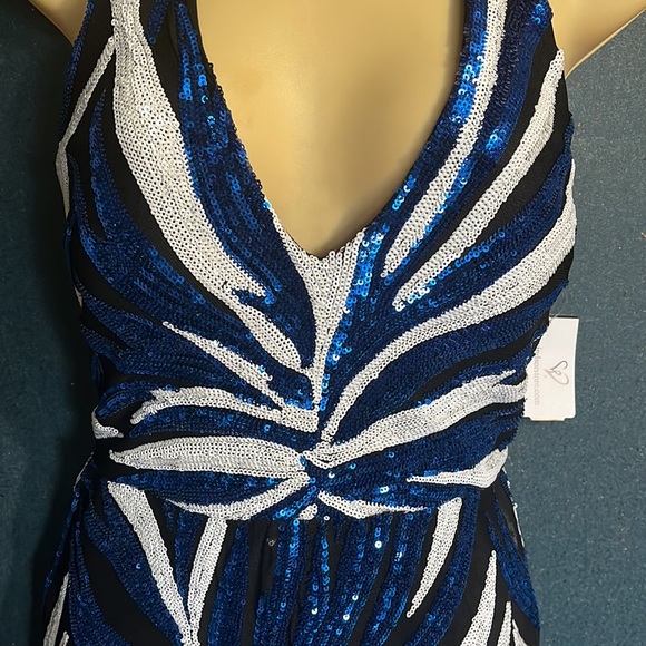 WINDSOR SEQUINED GOWN NWT SZ 7 - Picture 2 of 9